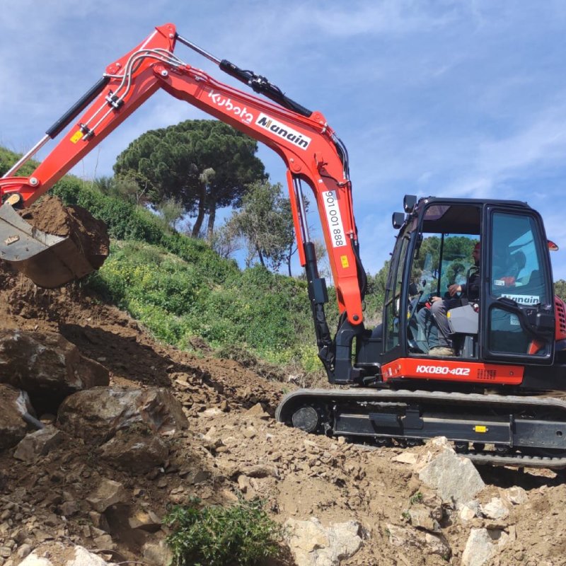 Giratoria CAD Kubota  8 TN